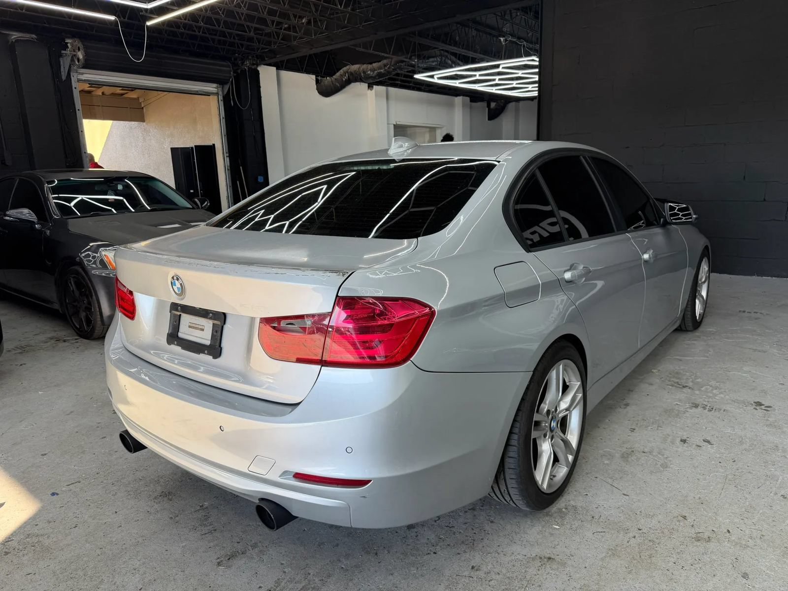 Used 2014 BMW 335i Sedan RWD image 5