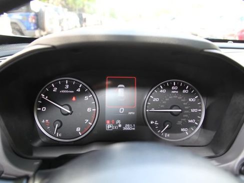 Used 2025 Subaru Crosstrek 2.5i Premium AWD/4WD image 25