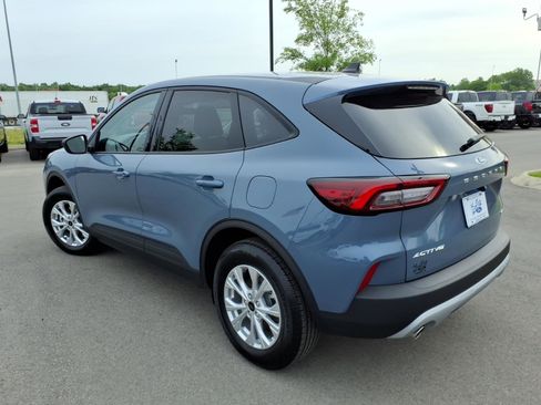 Used 2026 Ford Escape Active w/ Cold Weather Package AWD/4WD image 5