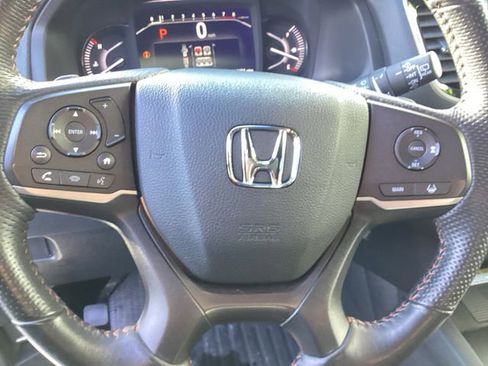Used 2023 Honda Passport TrailSport image 12