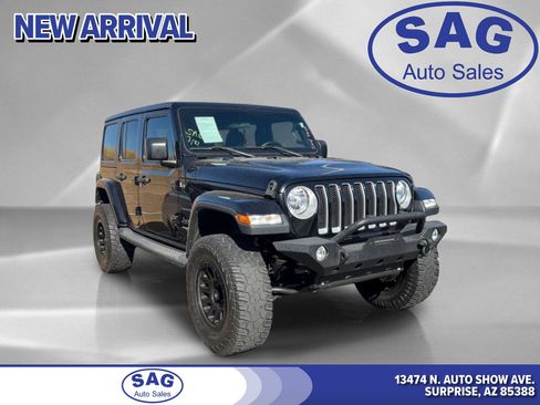 Used 2019 Jeep Wrangler Unlimited Sahara w/ Safety Group AWD/4WD image 1
