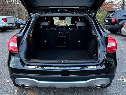Used 2018 Mercedes-Benz GLA 250 image 29