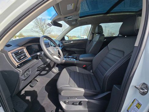 New 2026 Volkswagen Atlas SEL image 24