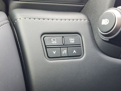 Certified 2025 Lexus LX 700h Luxury image 26