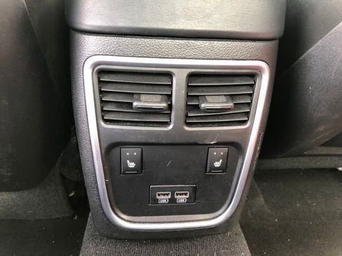 Used 2022 Dodge Charger Scat Pack w/ Dynamics Package RWD image 18