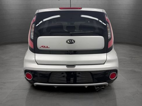 Used 2018 Kia Soul ! w/ Tech Package FWD image 4