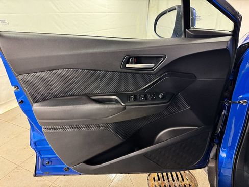 Used 2018 Toyota C-HR XLE FWD image 14