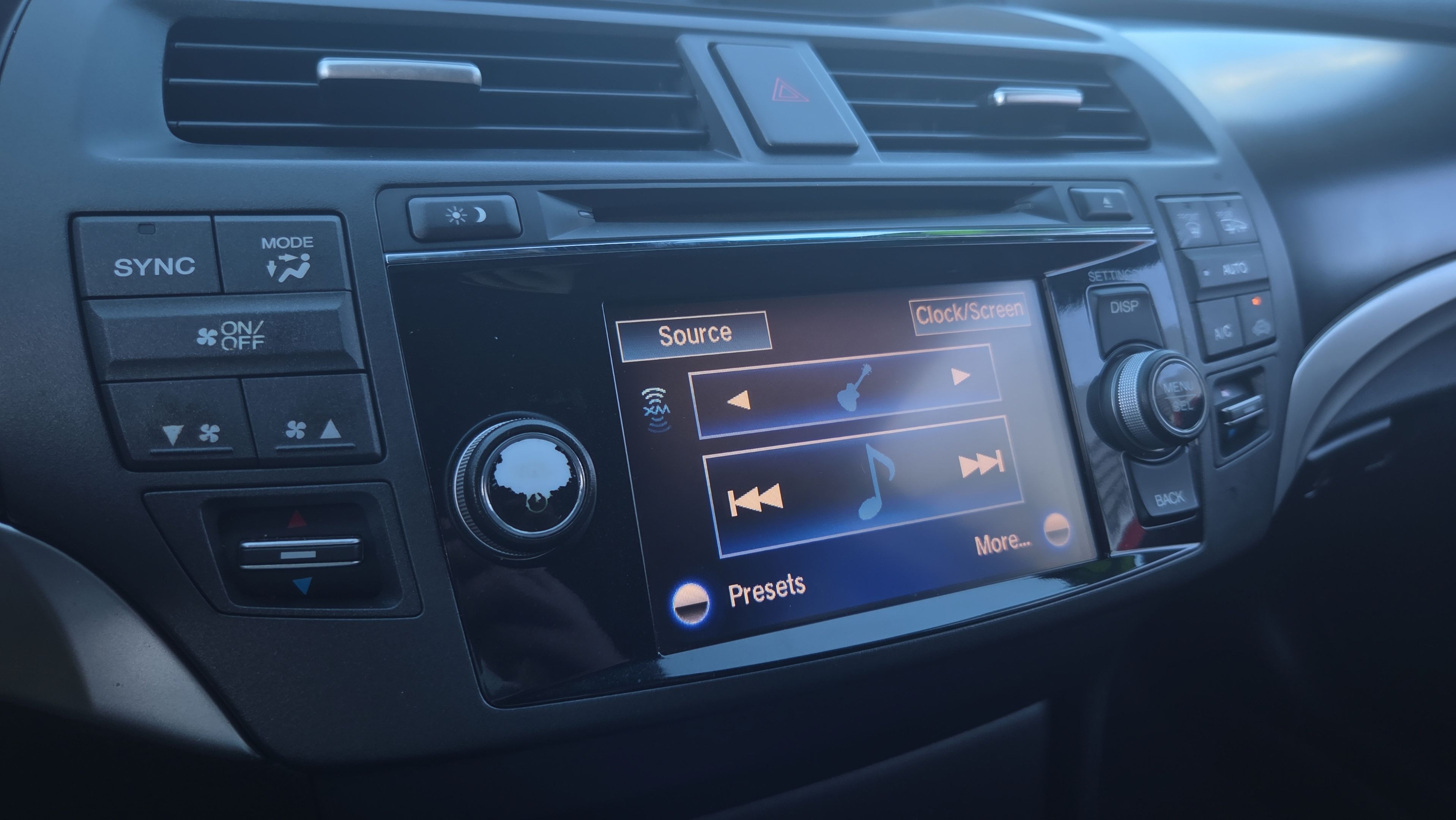 Used 2015 Honda Crosstour EX-L image 22