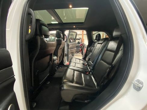 Used 2017 Jeep Grand Cherokee Overland image 20