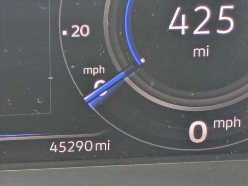 Used 2021 Volkswagen Atlas SEL Premium image 8