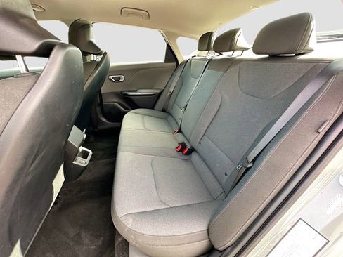 Used 2025 Kia K4 FWD image 22