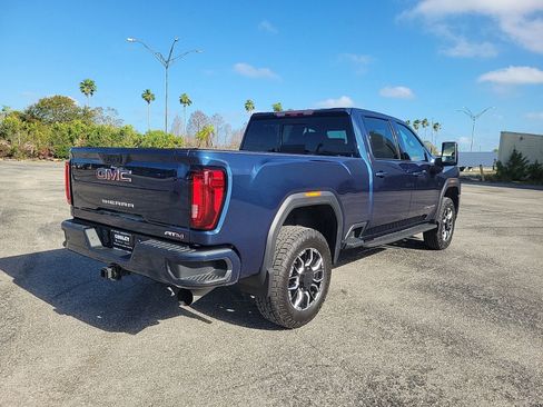 Used 2022 GMC Sierra 2500 AT4 w/ AT4 Preferred Package image 6
