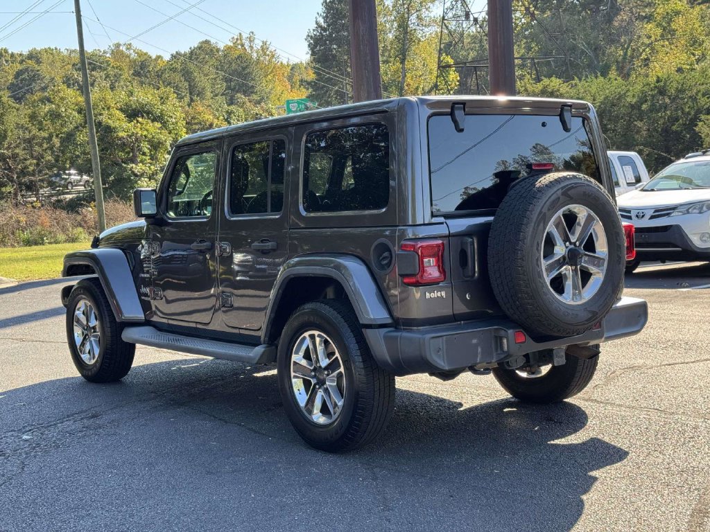 Used 2018 Jeep Wrangler Unlimited Sahara AWD/4WD image 24