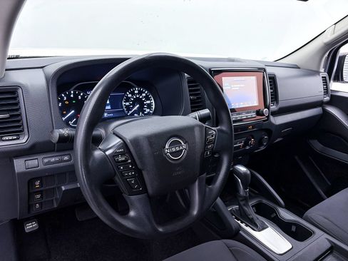Used 2022 Nissan Frontier S w/ Technology Package RWD image 17