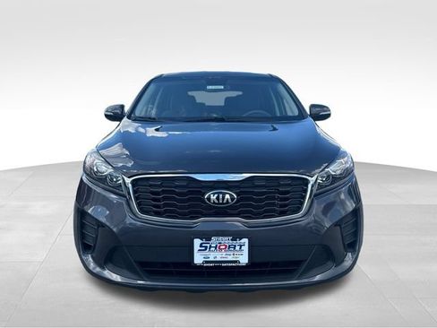 Used 2019 Kia Sorento FWD image 2