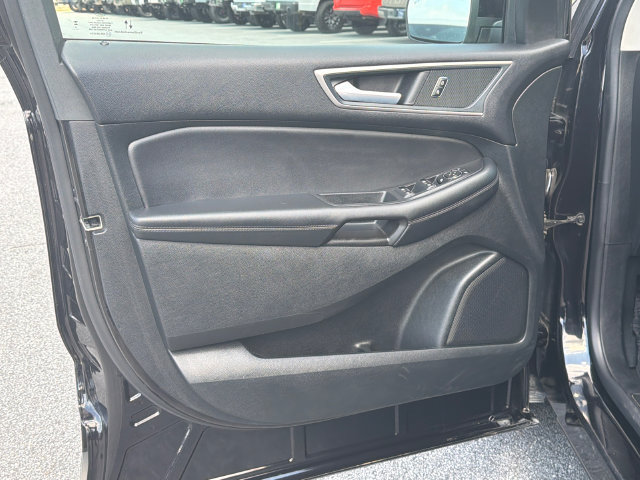 Certified 2024 Ford Edge SEL AWD/4WD image 12