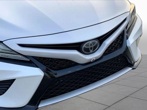 Used 2018 Toyota Camry XSE w/ Audio Package FWD image 28