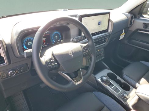 New 2025 Ford Bronco Sport Outer Banks w/ Outer Banks Tech Package+ image 11