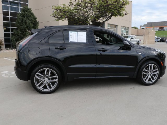 Used 2019 Cadillac XT4 Sport w/ Cold Weather Package AWD/4WD image 7