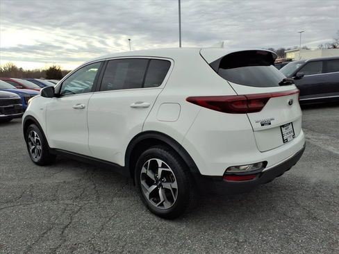 Used 2020 Kia Sportage LX image 6