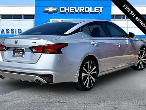 Used 2022 Nissan Altima 2.5 SR FWD image 19
