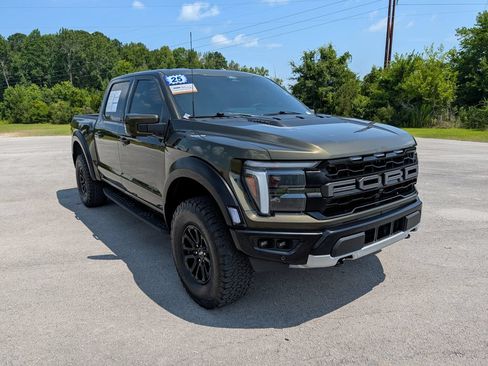 Certified 2025 Ford F150 Raptor AWD/4WD image 3