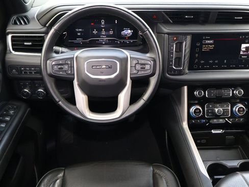 Used 2024 GMC Yukon Denali AWD/4WD image 9
