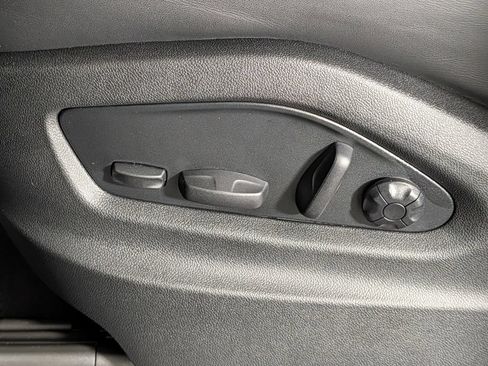 New 2026 Porsche Cayenne GTS AWD/4WD image 27