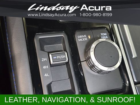 Used 2025 Toyota Sequoia Platinum AWD/4WD image 19