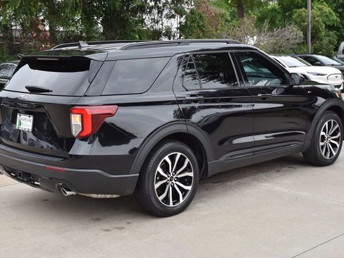 Certified 2023 Ford Explorer ST-Line w/ Class IV Trailer Tow Package RWD image 7