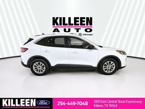 Used 2022 Ford Escape SE w/ Convenience Package FWD image 10