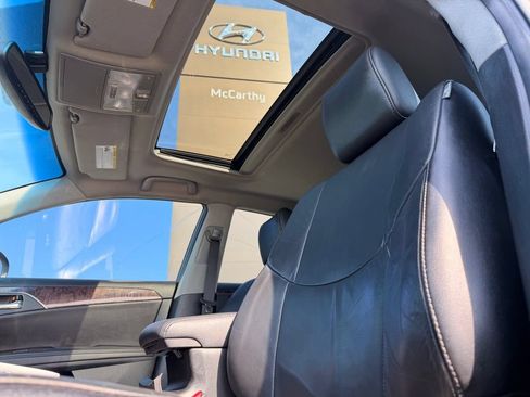 Used 2012 Toyota Avalon FWD image 24