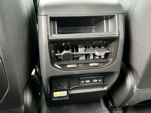 New 2026 Jeep Grand Cherokee Altitude AWD/4WD image 30