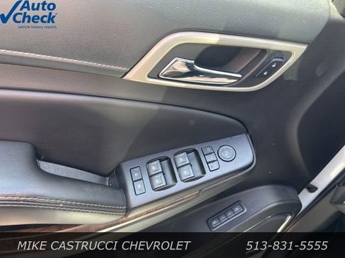 Used 2018 GMC Yukon XL Denali AWD/4WD image 9