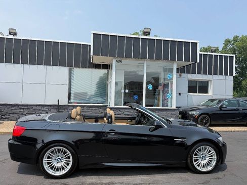 Used 2013 BMW M3 Convertible w/ Premium Pkg RWD image 8