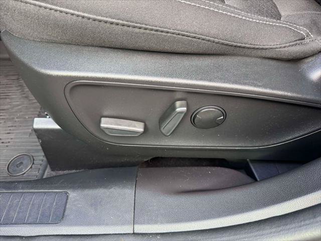 Used 2023 Ford Escape Active w/ Tech Pack #1 AWD/4WD image 16