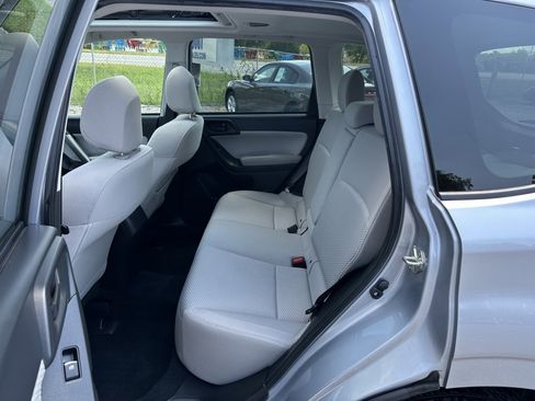 Used 2017 Subaru Forester 2.5i Premium w/ All-Weather Package image 14