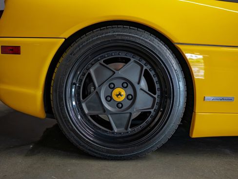 Used 1999 Ferrari F355 Spider image 12