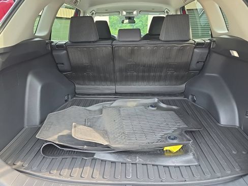 Certified 2024 Toyota RAV4 LE AWD/4WD image 15