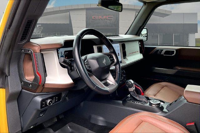 Used 2023 Ford Bronco Heritage Edition AWD/4WD image 13