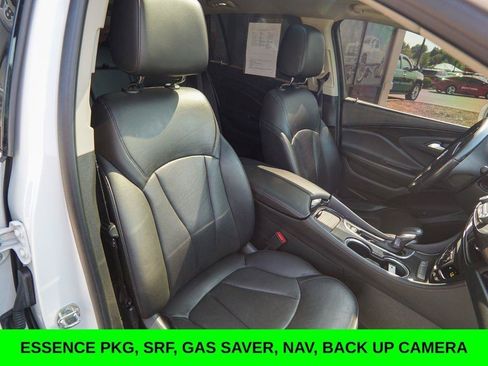 Used 2019 Buick Envision Essence FWD image 31