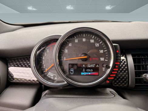 Used 2014 MINI Cooper S image 17