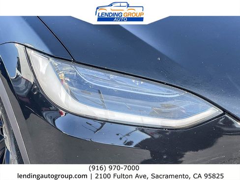 Used 2017 Tesla Model X 75D image 7