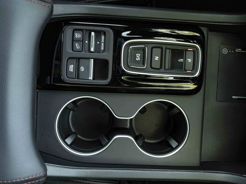 Used 2026 Honda Pilot Black Edition image 29