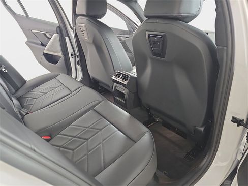 Used 2026 BMW 530i xDrive w/ Premium Package image 12