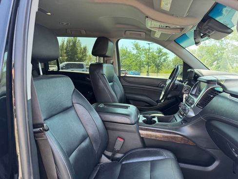 Used 2019 Chevrolet Suburban LT AWD/4WD image 16