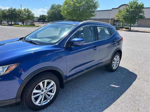 Used 2018 Nissan Rogue Sport SV FWD image 14