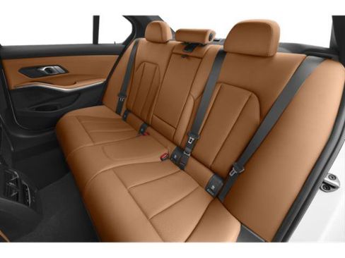 Certified 2024 BMW 330i xDrive Sedan w/ Convenience Package image 16