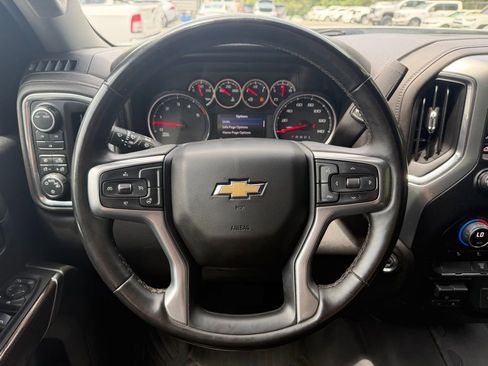 Used 2023 Chevrolet Silverado 2500 LT w/ Convenience Package AWD/4WD image 11
