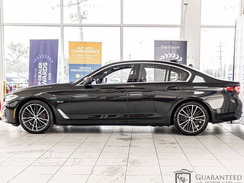 Used 2023 BMW 530e xDrive w/ Convenience Package AWD/4WD image 6